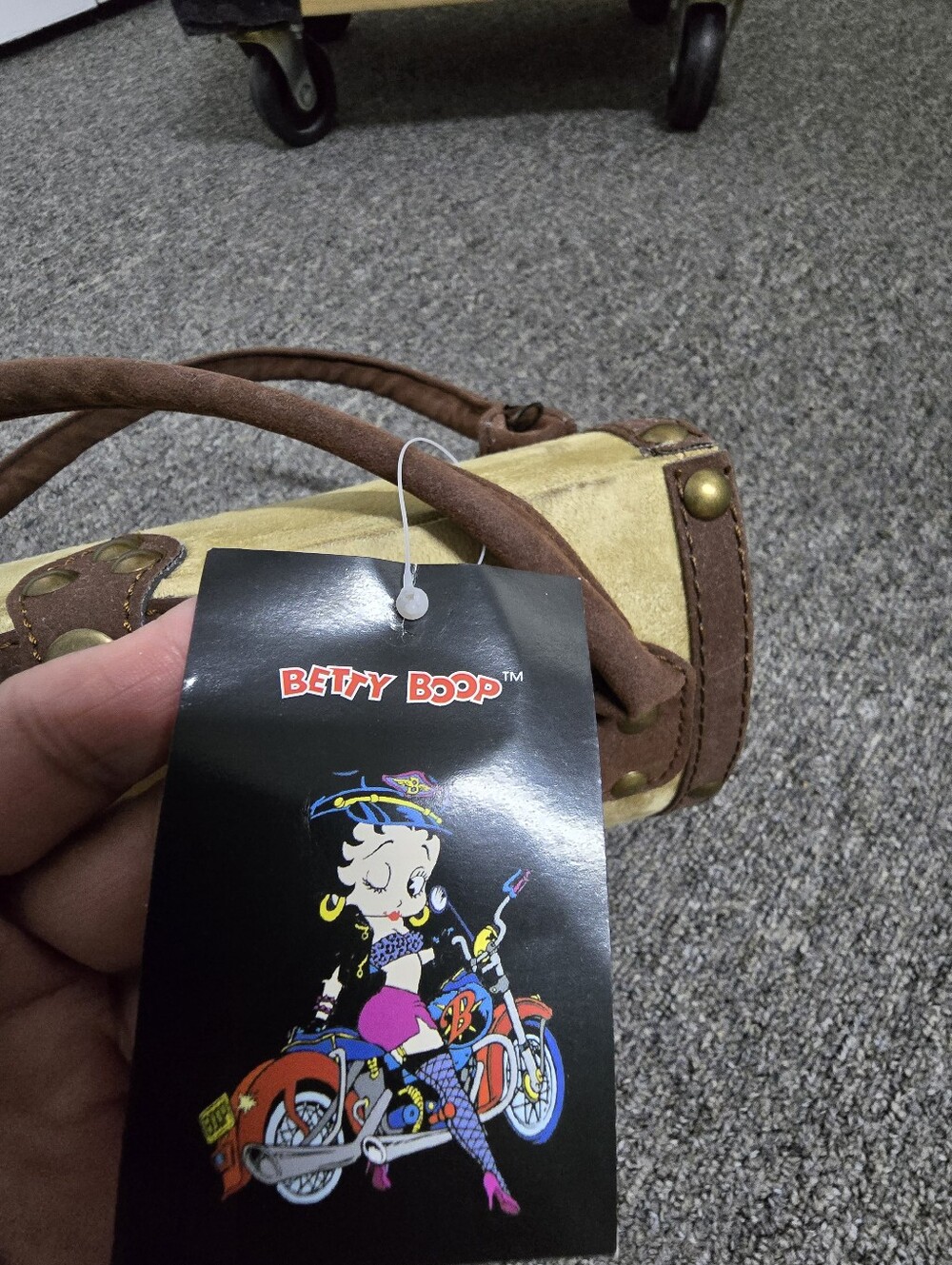Betty Boop Faux Suede Tan Wood Barrel Bag with Red Embroidered Accent (NWT) - Picture 11 of 12